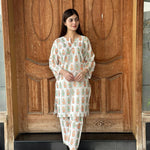 2 Pcs Women's Stitched Arabic Lawn Printed Suit